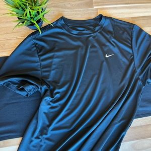 ✔️NIKE✔️ DRI-FIT Athletic Tee - Black - Men’s Size XL - Perfect Condition!